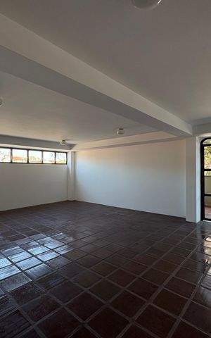 Apartamento à venda com 65m², 2 quartos e 1 vaga Apartamento à venda com 65m², 2 quartos e 1 vagaÁrea comum - Salão de festas