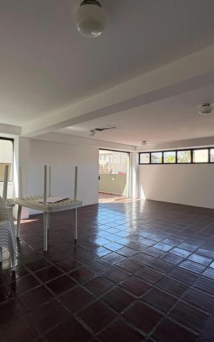 Apartamento à venda com 65m², 2 quartos e 1 vaga Apartamento à venda com 65m², 2 quartos e 1 vagaÁrea comum - Salão de festas