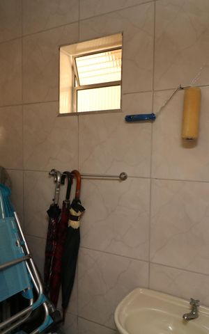 Casa para alugar com 180m², 3 quartos e 3 vagasBanheiro de serviço