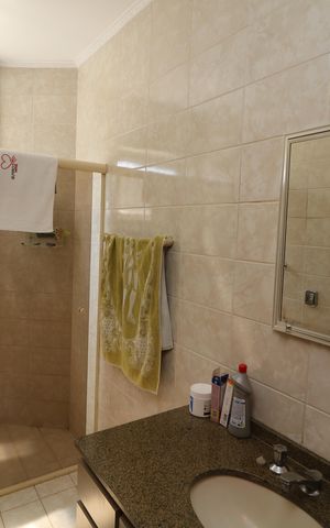 Casa para alugar com 180m², 3 quartos e 3 vagasBanheiro