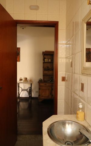 Casa para alugar com 180m², 3 quartos e 3 vagasLavabo