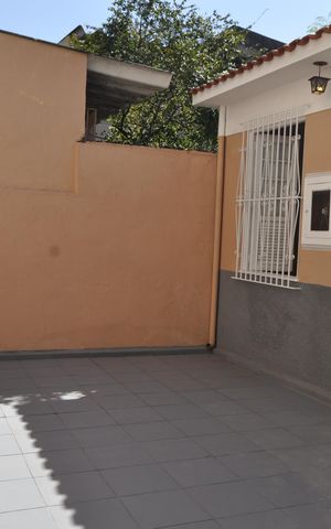 Casa para alugar com 70m², 2 quartos e sem vagaÁrea comum