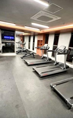 Studio para alugar com 30m², 1 quarto e sem vaga Studio para alugar com 30m², 1 quarto e sem vagaacademia
