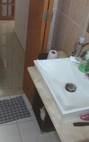 Casa à venda com 158m², 2 quartos e 2 vagasBanheiro da Suíte 1