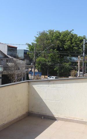 Casa à venda com 158m², 2 quartos e 2 vagasVaranda