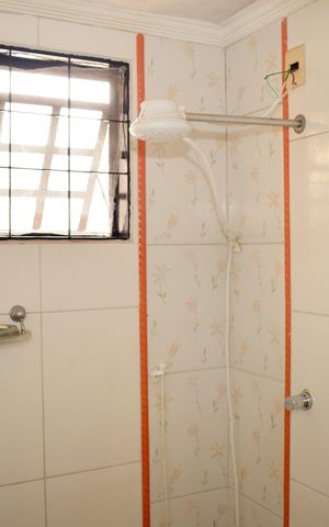 Casa para alugar com 183m², 3 quartos e 2 vagasBanheiro 1