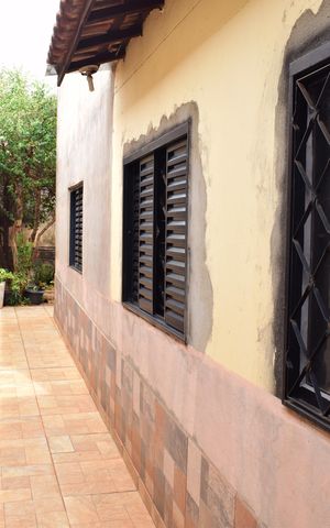 Casa para alugar com 183m², 3 quartos e 2 vagasCorredor externo