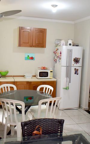Casa para alugar com 183m², 3 quartos e 2 vagasCozinha