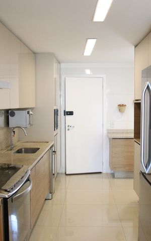 Apartamento à venda com 264m², 4 quartos e 3 vagasCozinha