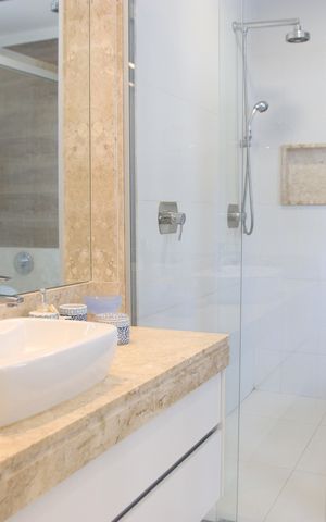 Apartamento à venda com 264m², 4 quartos e 3 vagasBanheiro da Suíte 4