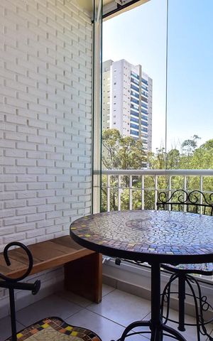 Apartamento para alugar com 87m², 2 quartos e 2 vagasVaranda