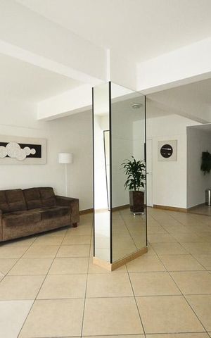 Apartamento para alugar com 87m², 2 quartos e 2 vagasHall Social