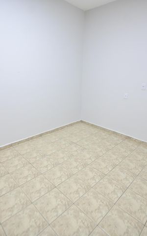 Casa para alugar com 300m², 5 quartos e 4 vagas Casa para alugar com 300m², 5 quartos e 4 vagasQuarto 3