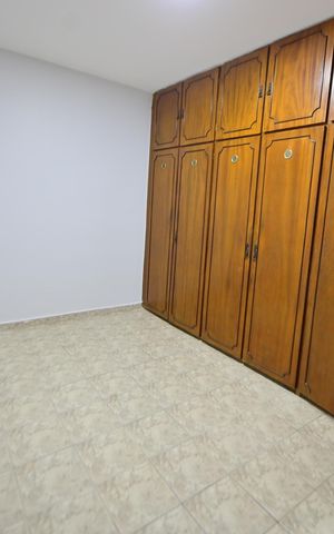 Casa para alugar com 300m², 5 quartos e 4 vagas Casa para alugar com 300m², 5 quartos e 4 vagasSuíte