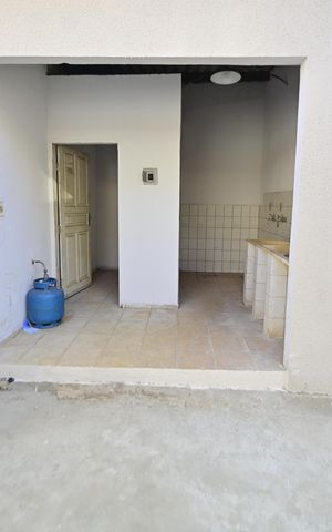 Casa para alugar com 300m², 5 quartos e 4 vagas Casa para alugar com 300m², 5 quartos e 4 vagasÁrea Externa