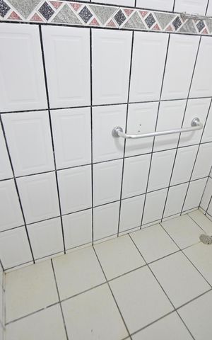 Casa para alugar com 300m², 5 quartos e 4 vagas Casa para alugar com 300m², 5 quartos e 4 vagasBanheiro da Suíte