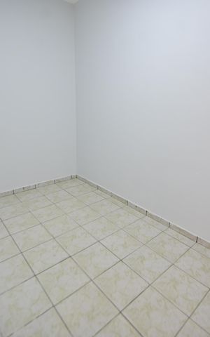 Casa para alugar com 300m², 5 quartos e 4 vagas Casa para alugar com 300m², 5 quartos e 4 vagasQuarto 1
