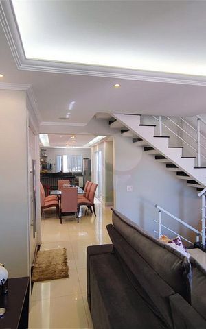Casa à venda com 270m², 3 quartos e 2 vagas