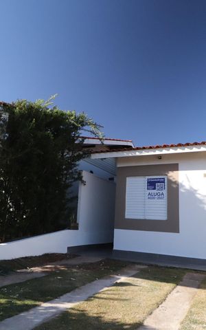 Casa de condomínio para alugar com 120m², 3 quartos e 2 vagasFachada/Plaquinha