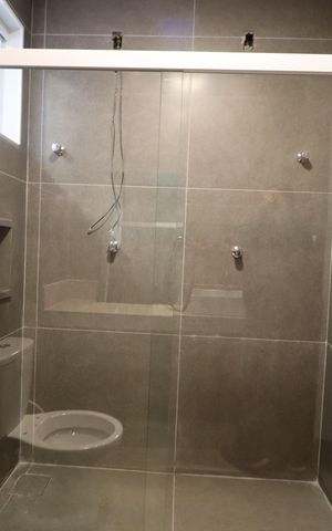 Casa de condomínio para alugar com 120m², 3 quartos e 2 vagasBanheiro da Suíte 3