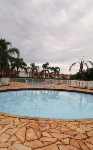 Casa de condomínio para alugar com 120m², 3 quartos e 2 vagasÁrea comum - Piscina