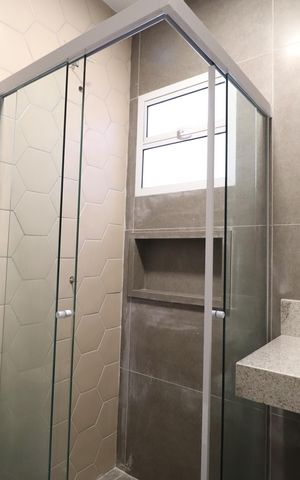 Casa de condomínio para alugar com 120m², 3 quartos e 2 vagasBanheiro Social
