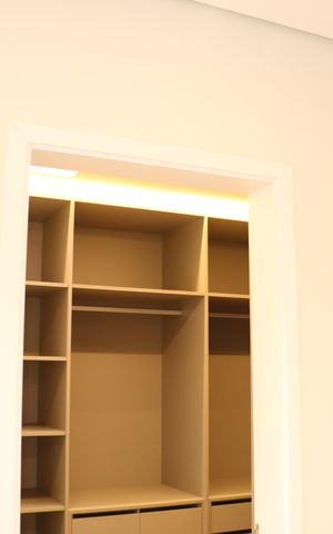 Casa de condomínio para alugar com 484m², 4 quartos e 3 vagasCloset da Suíte 1
