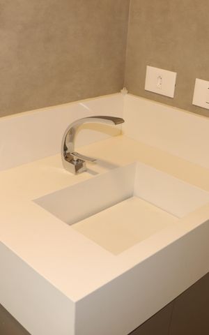Casa de condomínio para alugar com 484m², 4 quartos e 3 vagasBanheiro da Suíte 3