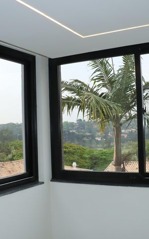 Casa de condomínio para alugar com 484m², 4 quartos e 3 vagasVista da Sala 2