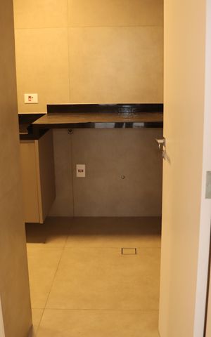 Casa de condomínio para alugar com 484m², 4 quartos e 3 vagasSala 3