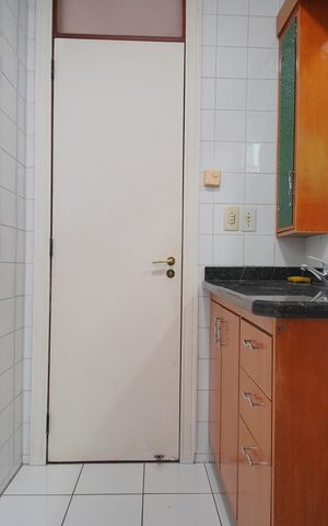 Casa para alugar com 490m², 3 quartos e 3 vagasBanheiro