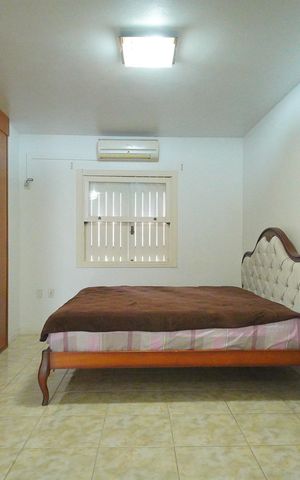 Casa para alugar com 490m², 3 quartos e 3 vagasSuíte