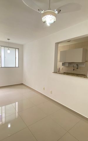 Apartamento à venda com 48m², 2 quartos e 1 vaga Apartamento à venda com 48m², 2 quartos e 1 vagaSala