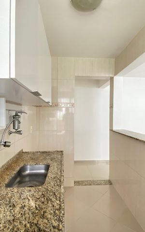 Apartamento à venda com 48m², 2 quartos e 1 vaga Apartamento à venda com 48m², 2 quartos e 1 vagaCozinha e Área de Serviço