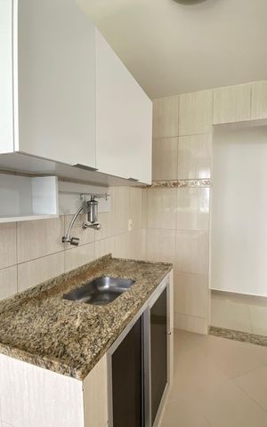 Apartamento à venda com 48m², 2 quartos e 1 vaga Apartamento à venda com 48m², 2 quartos e 1 vagaCozinha e Área de Serviço