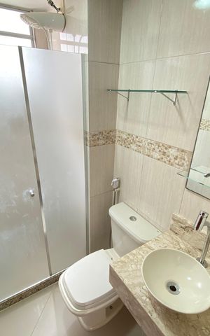 Apartamento à venda com 48m², 2 quartos e 1 vaga Apartamento à venda com 48m², 2 quartos e 1 vagaBanheiro