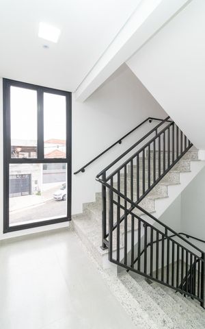 Apartamento à venda com 89m², 2 quartos e sem vagaÁrea comum - Escada