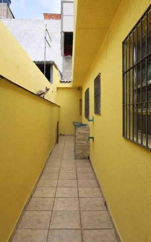 Casa para alugar com 49m², 1 quarto e sem vaga Casa para alugar com 49m², 1 quarto e sem vagaCorredor