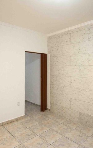 Casa para alugar com 49m², 1 quarto e sem vaga Casa para alugar com 49m², 1 quarto e sem vagaSala