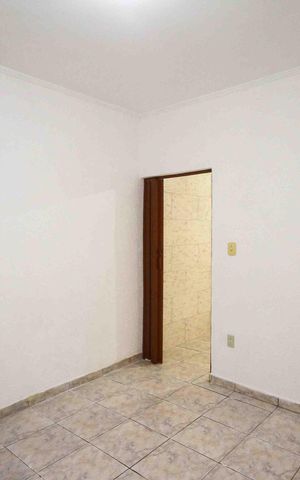 Casa para alugar com 49m², 1 quarto e sem vaga Casa para alugar com 49m², 1 quarto e sem vagaQuarto