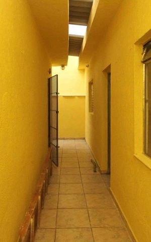 Casa para alugar com 49m², 1 quarto e sem vaga Casa para alugar com 49m², 1 quarto e sem vagaCorredor