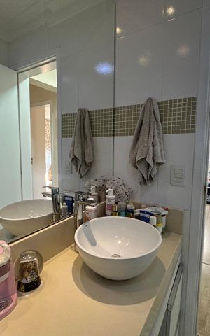 Apartamento à venda com 87m², 3 quartos e 1 vaga Apartamento à venda com 87m², 3 quartos e 1 vagaBanheiro
