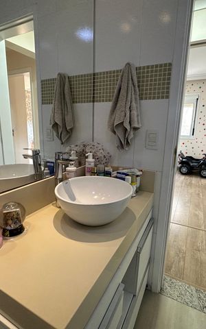 Apartamento à venda com 87m², 3 quartos e 1 vaga Apartamento à venda com 87m², 3 quartos e 1 vagaBanheiro