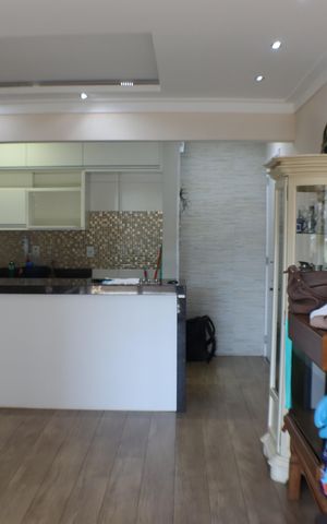 Apartamento à venda com 87m², 3 quartos e 1 vaga Apartamento à venda com 87m², 3 quartos e 1 vagaSala