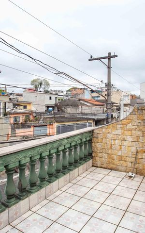Casa à venda com 175m², 3 quartos e 2 vagasSacada do Escritório