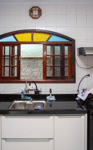 Casa à venda com 175m², 3 quartos e 2 vagasCozinha
