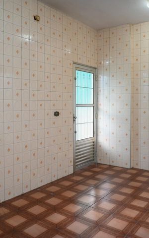 Casa à venda com 120m², 3 quartos e sem vaga Casa à venda com 120m², 3 quartos e sem vagaCozinha