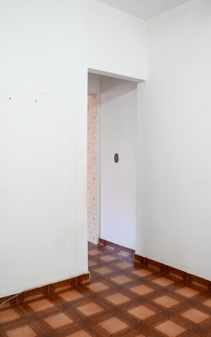 Casa à venda com 120m², 3 quartos e sem vaga Casa à venda com 120m², 3 quartos e sem vagaSala