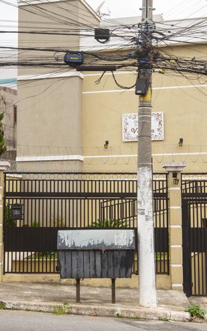 Casa de condomínio à venda com 120m², 3 quartos e 2 vagas Casa de condomínio à venda com 120m², 3 quartos e 2 vagasFachada do Condomínio