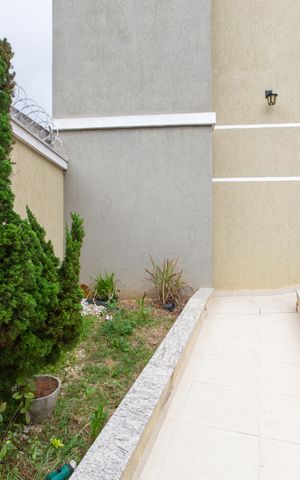 Casa de condomínio à venda com 120m², 3 quartos e 2 vagas Casa de condomínio à venda com 120m², 3 quartos e 2 vagasÁrea comum - Entrada